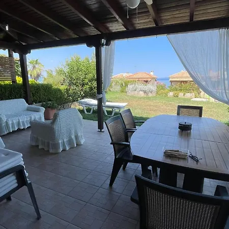 Ira's House * 阿菲托斯