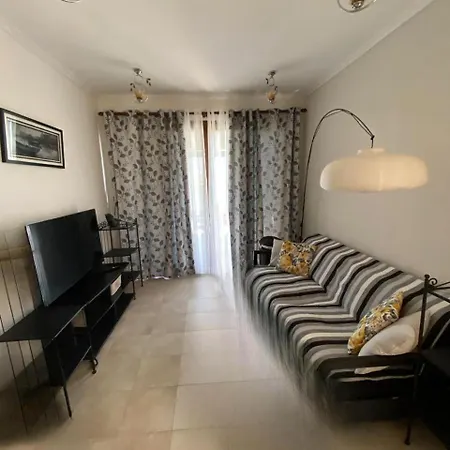 Ira's House Tatil Evi Afytos