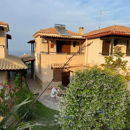 Ira's House Tatil Evi *